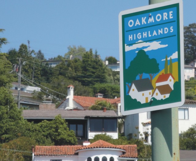 oakland_oakmore - exterior of home