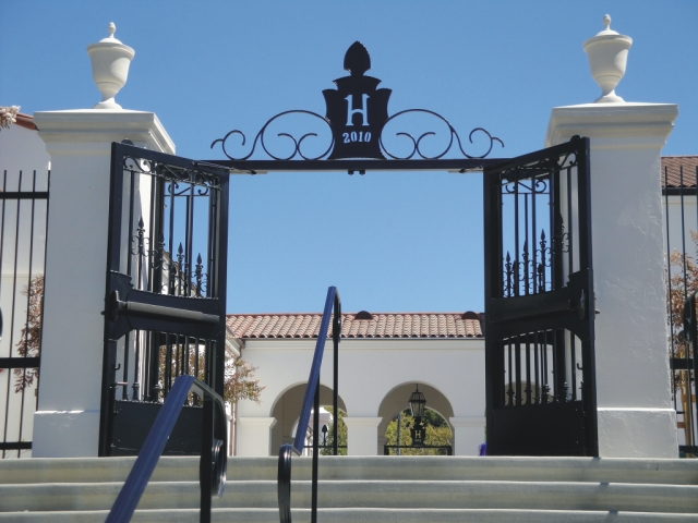 piedmont schools havens - front gate
